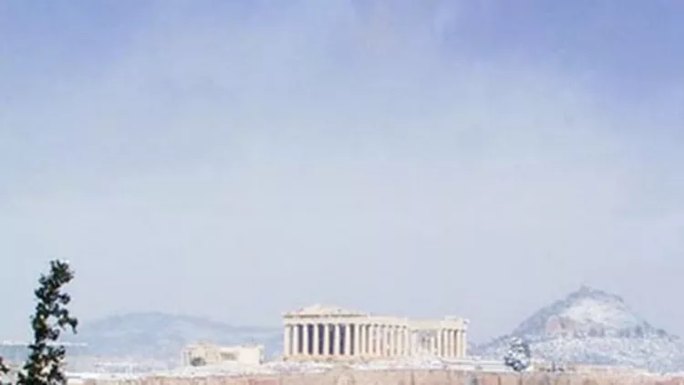 Οι πιο όμορφες φωτογραφίες της χιονισμένης Αθήνας στο Instagram