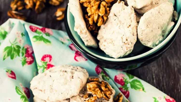 Love to Cook: Cookies με καρύδια και χωρίς αλεύρι