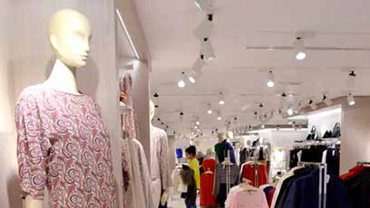 Το λαμπερό opening του νέου Mango megastore στη Γλυφάδα