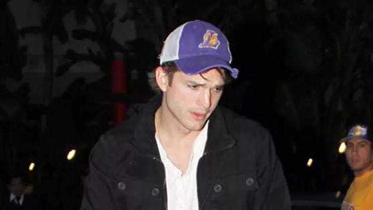 ashtonkutchersitegnwrimiwn