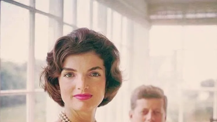 Ποια διάσημη ηθοποιός θα παίξει σε νέα ταινία τη Jackie O;