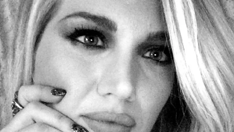 Κωνσταντίνα Σπυροπούλου: Πιο hot nail trend υιοθέτησε; 