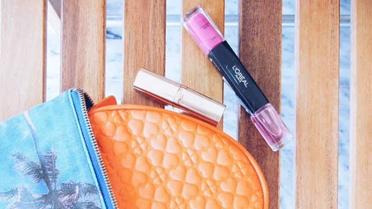 Beauty travel kit: Τι πρέπει να περιέχει το νεσεσέρ του τριημέρου 