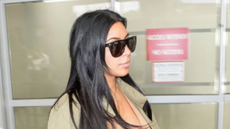 Kim Kardashian: Η κοιλίτσα της άρχισε να φαίνεται