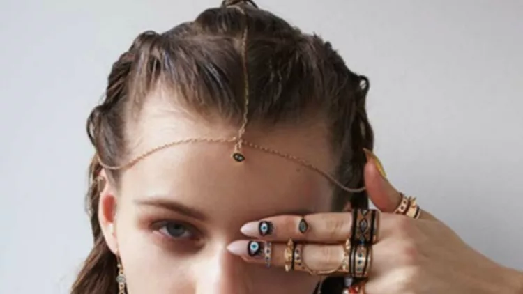 #maniMonday: Όλες οι νέες εκδοχές του evil eye manicure 
