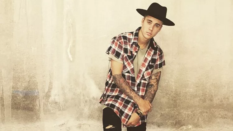 Justin Bieber: Ανέβασε φωτό ολόγυμνος σε yacht