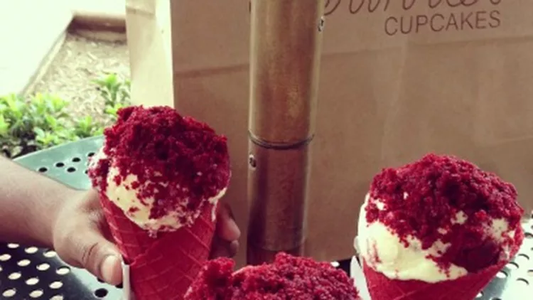 Red Velvet Ice Cream: Το νέο δροσιστικό trend στο παγωτό