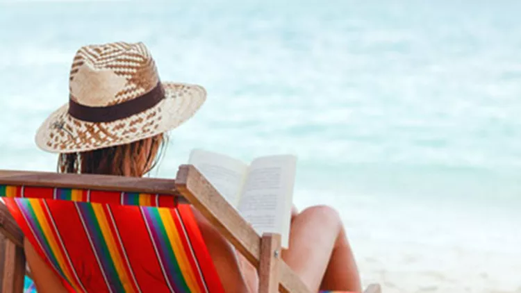 10 βιβλία που θέλουμε να διαβάσουμε φέτος το καλοκαίρι