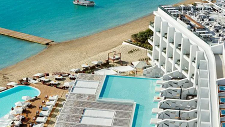 Το Nikki Beach Resort & Spa Porto Heli γιορτάζει το πιο αισθησιακό φεγγάρι του καλοκαιριού