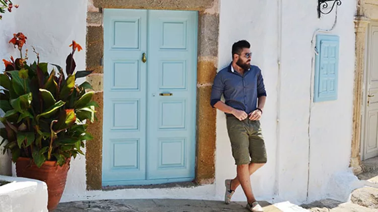 Travel Πάτμος: Ο Γαβριήλ Νικολαΐδης σού αποκαλύπτει το νησί της Αποκάλυψης