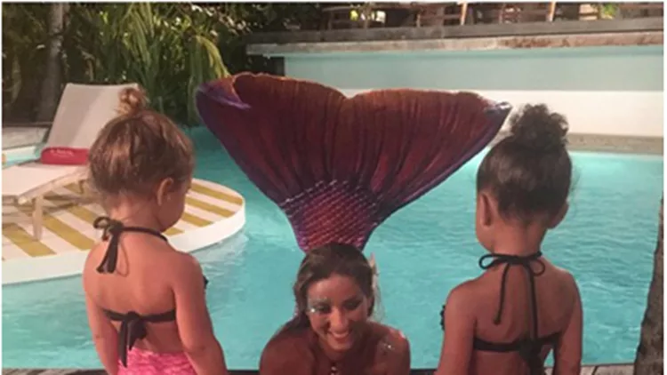 Η North West και η Penelope Disick είναι οι μικρές γοργόνες
