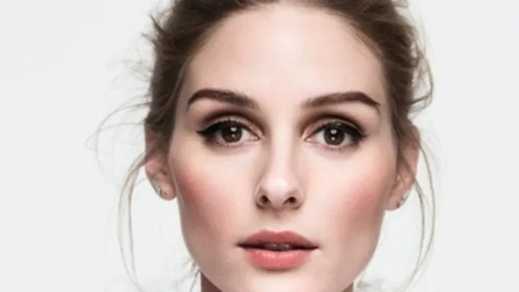Η Olivia Palermo αποκαλύπτει ποια 3 καλλυντικά έχει πάντα μαζί της! 