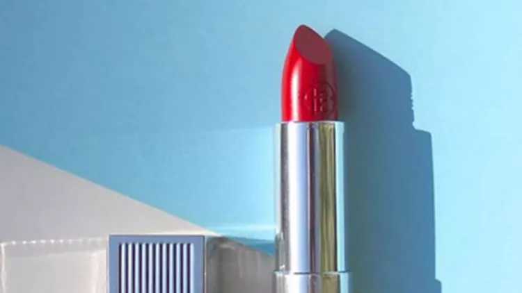 Το The Outnet θα πουλάει πλέον premium beauty brands σε έκπτωση