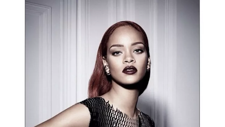 Rihanna: Σέξι και stylish στο Dior Magazine