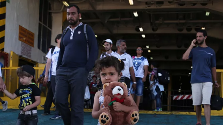 Ανάλυσέ το: Μάθε πώς μπορείς να βοηθήσεις τους πρόσφυγες