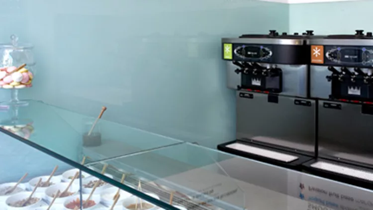 whitefrozenyogurt