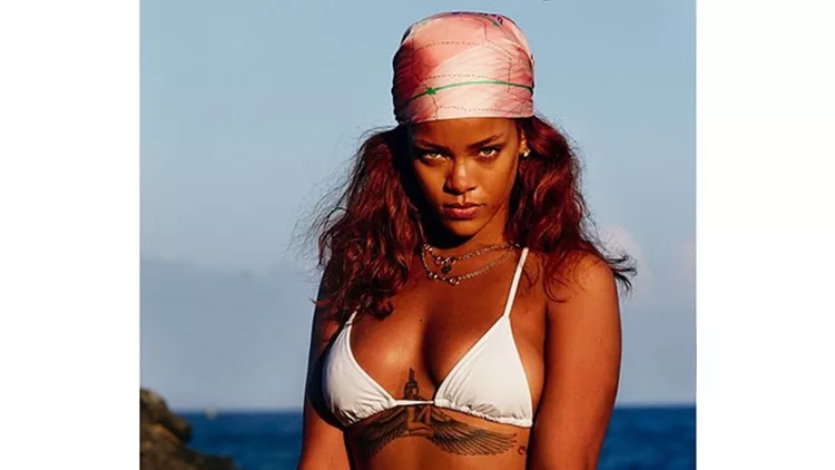 Rihanna-Beyonce-Kim Kardashian: Συστήνουν τη νέα σέξι μόδα στα selfies