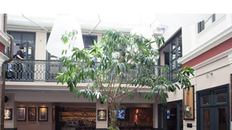 Νέος διαγωνισμός: Κέρδισε ένα γεύμα στο Hard Rock Cafe Athens μαζί με την παρέα σου