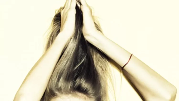 Πώς θα ήταν αν μπορούσες να επανορθώσεις τα φθαρμένα σου μαλλιά; 