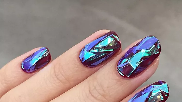 #maniMonday: Τα glass nails είναι το νέο next big thing