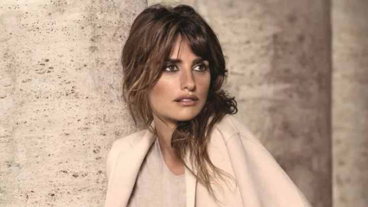 H Penelope & η Monica Cruz υπογράφουν μια capsule κολεξιόν αποκλειστικά για την Carpisa