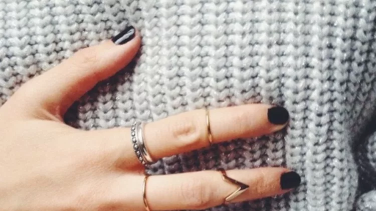 #maniMonday: Η τάση του instagram που συνδυάζει τα νύχια με τα ρούχα σου