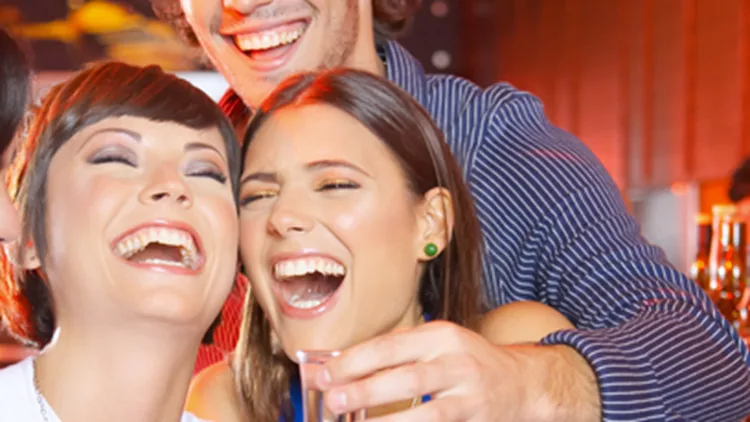 To Gaspar Food n Mood φιλοξενεί τους Bee Jizz