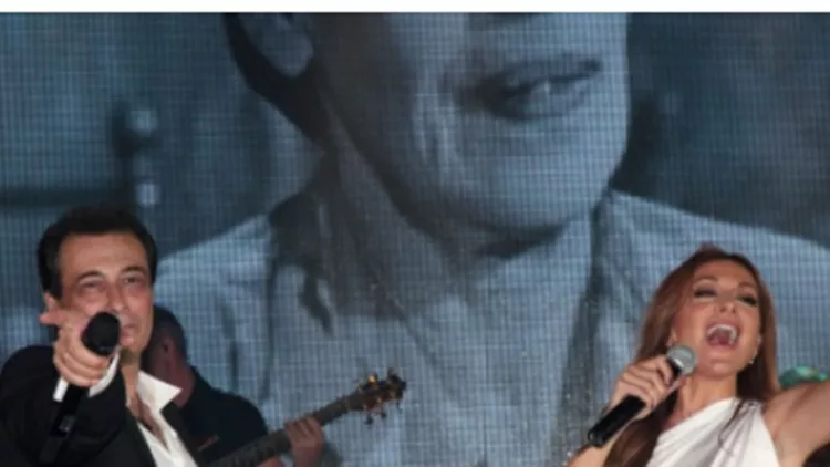 Η showbiz στην πρεμιέρα της Δέσποινας Βανδή και του Αντύπα