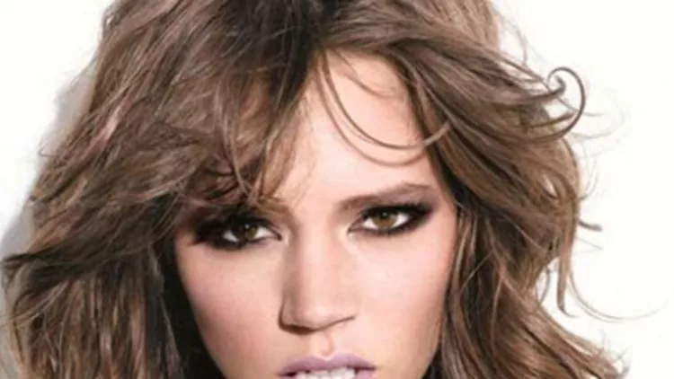 Η Freja Beha Erichsen είναι το νέο πρόσωπο της Maybelline NY