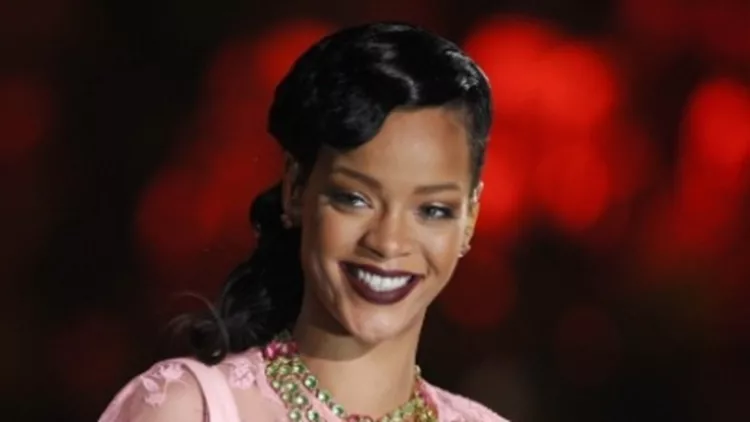 Rihanna: Τι έκανε μετά το show της Victoria's Secret;