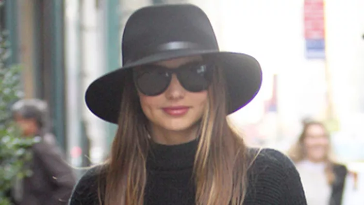 To total black look της Miranda Kerr
