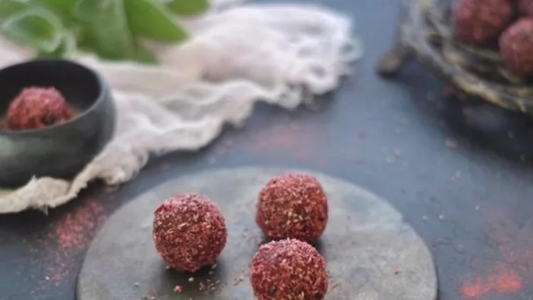 Μπάλες ενέργειας με cranberries και φυστικοβούτυρο: Η ιδανική λύση για τα σνακ σου