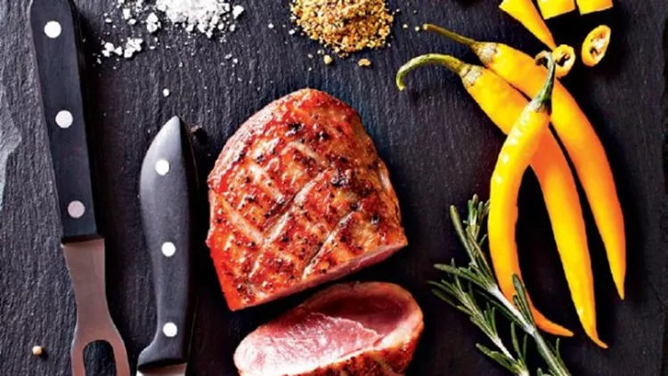 Είναι το κόκκινο κρέας η καλύτερη πηγή σιδήρου; Kαι τελικά, πόσο κρέας να τρώμε για καλή υγεία;