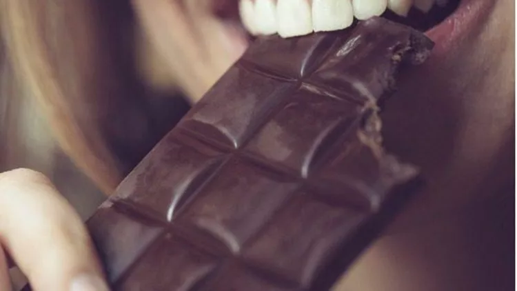 Πώς θα τρως σοκολάτα όταν είσαι σε πρόγραμμα διατροφής