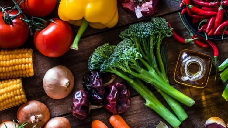 Αμυλούχα και μη αμυλούχα λαχανικά: Ποια είναι, τι διαφορές έχουν και ποια πρέπει να προτιμάς