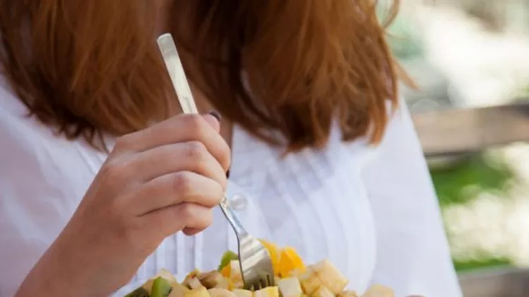 Βρες το υγιές βάρος σου μετά τις διακοπές με τις συμβουλές της διατροφολόγου