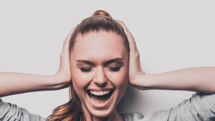 Πώς θα αντιμετωπίσεις τα βουλωμένα αυτιά στο σπίτι; Τα καλύτερα σπιτικά γιατρικά