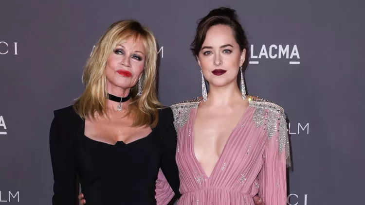 Melanie Griffith, Dakota Johnson