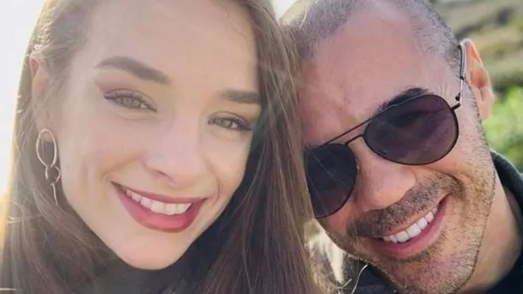 Μιχάλης Ζαμπίδης - Μαρία