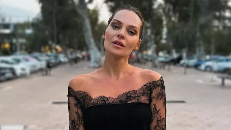 Υβόννη Μπόσνιακ