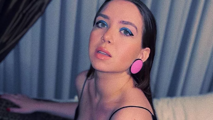 Νικόλ Σαραβάκου