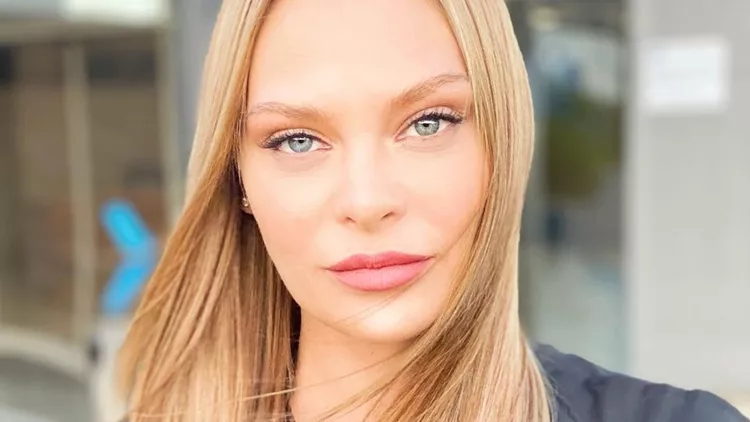 Υβόννη Μπόσνιακ