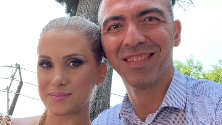 Δώρα Τσαμπάζη - Αλέξανδρος Νικολαίδης