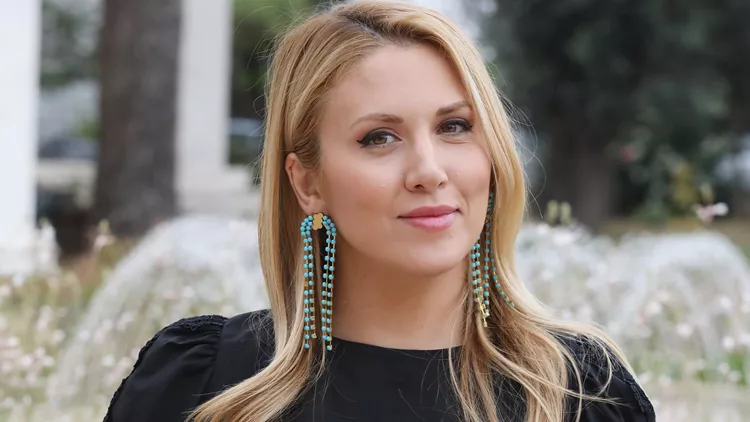 φωτεινή πετρογιάννη