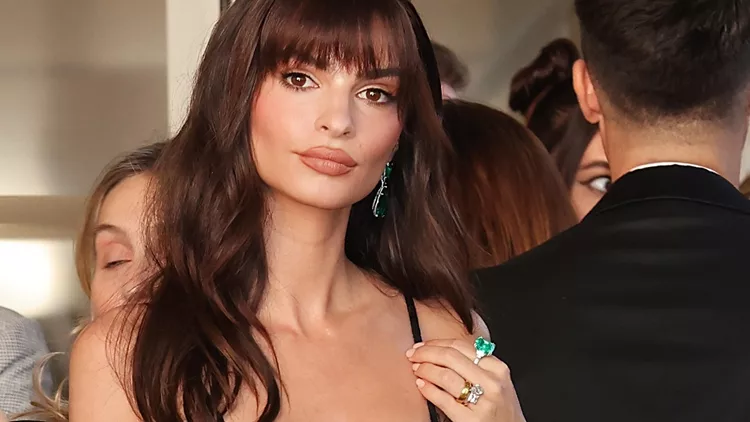 χρώματα νυχιών για μελαχρινές