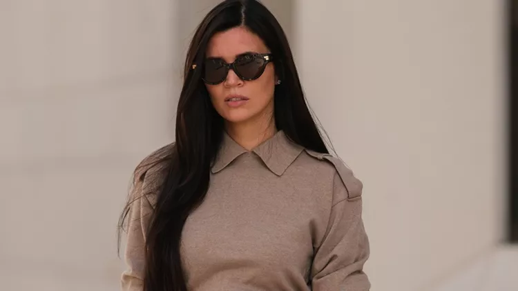 λάδι μαλλιών για φριζάρισμα