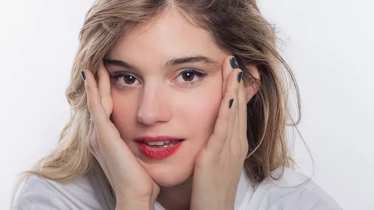 Νατάσα Εξηνταβελώνη