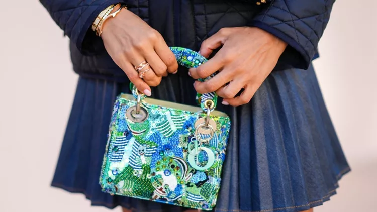 To no1 μανικιούρ που θα βλέπεις παντού αυτό το καλοκαίρι