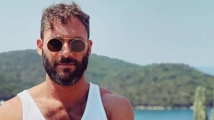 Αντίνοος Αλμπάνης