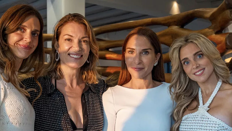 ΕΛΙΝΑ ΒΑΣΙΛΑΚΗ, ΒΙΚΥ ΚΑΓΙΑ, ΕΙΡΗΝΗ ΔΑΝΕΛΙΑΝ, ΜΑΡΙΑΝΝΑ ΛΑΙΜΟΥ